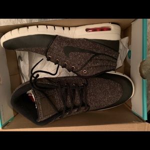 Nike Air, new in box. Size 10